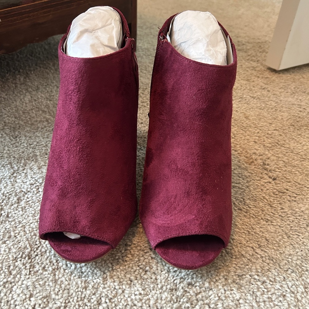 Elegant Burgundy Peep-Toe Ankle Boots